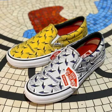 Zapatillas en la cuenta de Instagram de @larrydeadstock