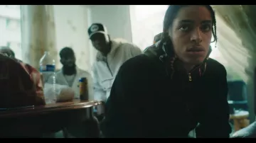 Hoodie Bape dans Josman - Bambi (Clip Officiel)