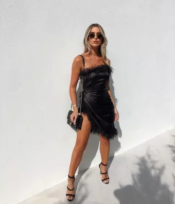Noir Flap Sac de Tia Lineker sur l'Instagram account @tialineker