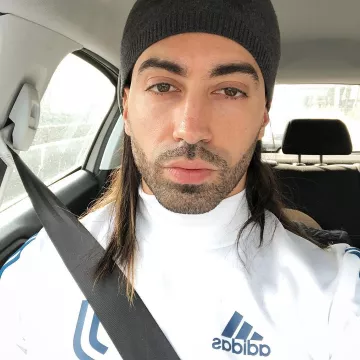 Juventeus 2017/2018 de Ademo tira de la cuenta de Instagram de @ademoofficiel
