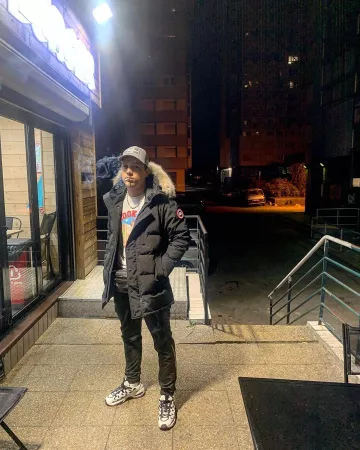 Canada Goose (Noir) de PLK sur le compte Instagram de @plkpb