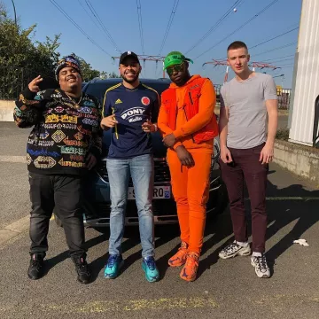 Adidas Yung 1 (Orange) de Naza en la cuenta de Instagram de @nazaofficiel