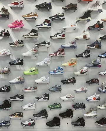 Air Force 1 Low Travis Scott (AF100) en la cuenta de Instagram de @fitthemall_official