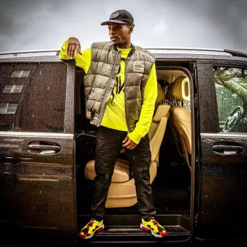 Reebok Instapump Fury Lemon Niska account on the Instagram of @niska_officiel