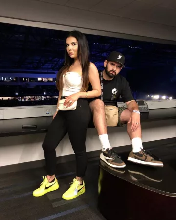 Sneakers Nike Air Jordan 1 Retro Low Travis Scott worn by Qias Omar on his account Instagram @qiasomar