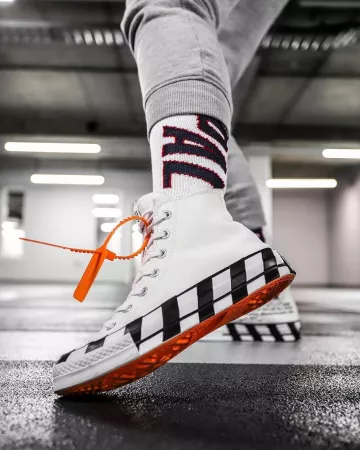 Converse Chuck Taylor All-Star 70s Hi Off-White en la cuenta de Instagram de @notoriousboxofficial