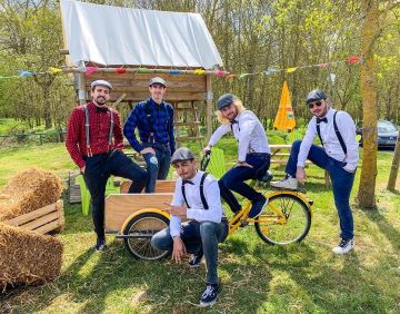 Les sneakers Vans sk8-hi Nasa de Amixem sur le compte Instagram de @mastuu_