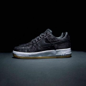 Air Force 1 Diseño de fragmento bajo x CLOT en la cuenta de Instagram de @sneakrstory