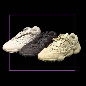 Https://stockx.com/adidas-yeezy-500-utility-black sur le compte Instagram de @thesneakerview