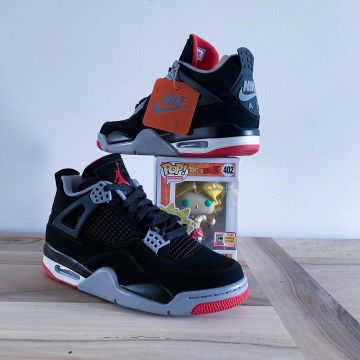 Jordan 4 criado en 2019 en la cuenta de Instagram de @b2erus__