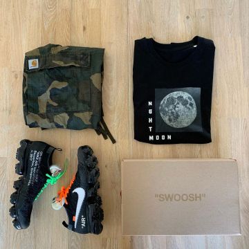 Vapor max off white on the account Instagram of @b2erus__