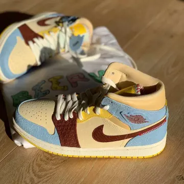 Jordan 1 maison chateau rouge sur le compte Instagram de @b2erus__