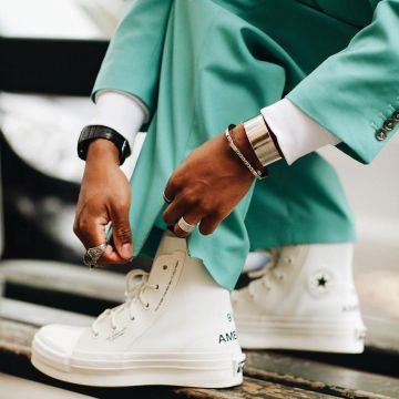 Converse Chuck Taylor All-Star 70s Hi Ambush usado por gaeloupas en la cuenta de Instagram de @gaeloupas 