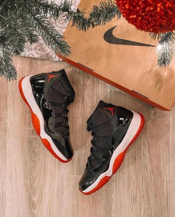 JORDAN 11 BRED sur le compte Instagram de @snkrsonly