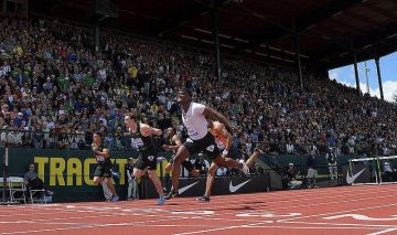 Nike superfly elite of Omar McLeod on the account Instagram of @_warrior_child_