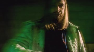 Veste chemise à carreaux Tealer portée par SCH dans SCH - R.A.C. (Clip officiel)