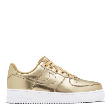 Air Force 1 Low Metallic Gold (W) sur le compte Instagram de @sneakerboy