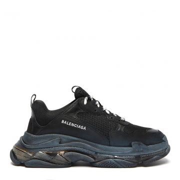 Balenciaga Triple S Clear Sole Black en la cuenta de Instagram de @sneakerboy