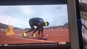 Nike zoom superfly elite of Omar McLeod on the account Instagram of @_warrior_child_