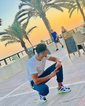 Nike M2K Tekno Blue/White/Fluo by Lazer en la cuenta de Instagram de @lazer_2mz