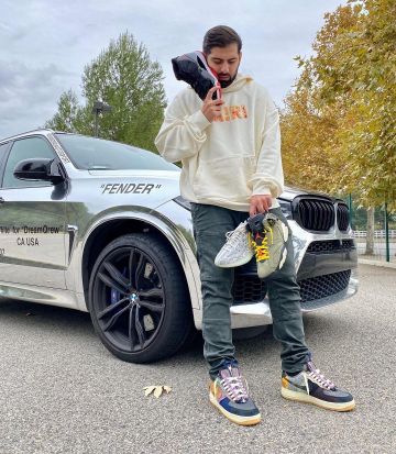 Sneakers Nike Air Force 1 Low Travis Scott Cactus Jack Qias Omar's account on the Instagram of @qiasomar