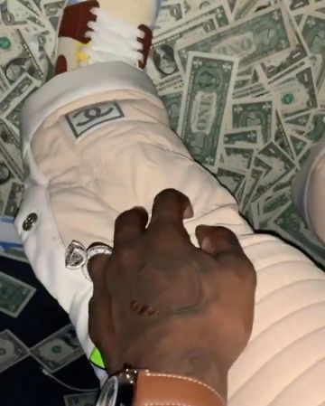 Red castle house jordan fearless en la cuenta de Instagram de @caminotv