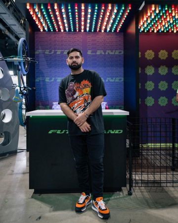 Sneakers PUMA Style Rider OG Qias Omar's account on the Instagram of @qiasomar