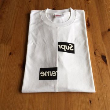 Supreme Comme des Garcons SHIRT Split Box Logo Tee White sur le compte Instagram de @sneakerstore.be