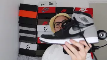 Https://stockx.com/air-jordan-1-retro-high-shadow-2018 in ALL MY SNEAKERS 2019 : MY 45 PAIRS !