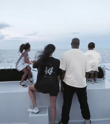 Adidas Yeezy 700 V2 de Kim Kardashian Estática en la cuenta de Instagram de @kimkardashian