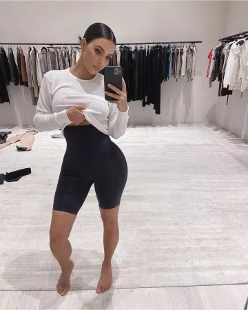 El iphone 11 pro de Kim Kardashian en la cuenta de Instagram de @kimkardashian