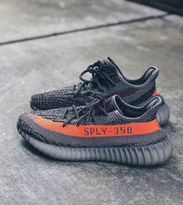 Yeezy 350 V2 beluga en la cuenta de Instagram de @boostseason