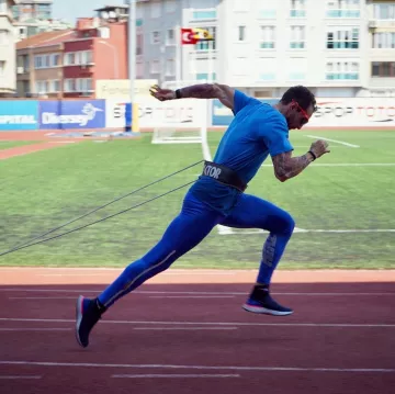 Nike Epic React Flyknit Ramil Guliyev on the account Instagram of @grame90