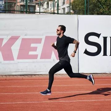 Nike Epic React Flyknit Ramil Guliyev on the account Instagram of @grame90