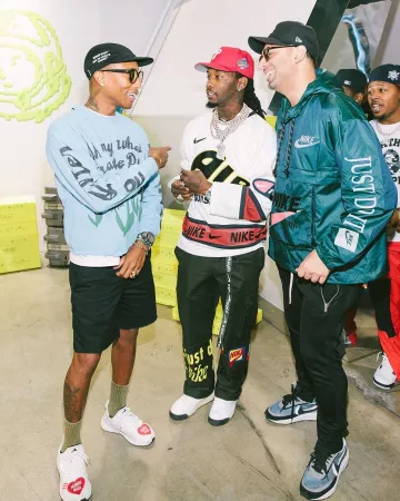 Nike LD Waffle sacai Black de Offset sur le compte Instagram de @offsetyrn