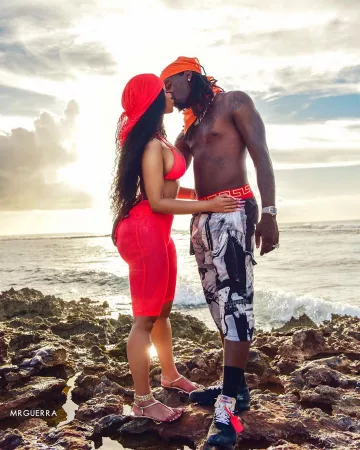 Air VaporMax Off-White de Cardi B sur le compte Instagram de @iamcardib