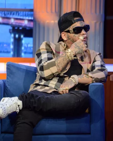 Air Max 90 All Over Print (blanc/Noir) de Swagg Man sur le compte Instagram de @theswaggmantv