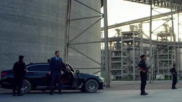 BMW 7 Series used by One (Ryan Reynolds) in 6 Underground
