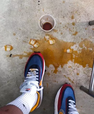 Nke sacai waffle de la cuenta de Instagram de @nclgallery