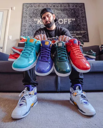 Las zapatillas Jordan 8 Retro Kobe Bryant PE de Qias Omar en la cuenta de Instagram de @qiasomar