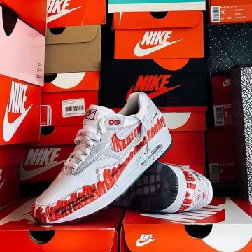 on the account Instagram of @limited_resell