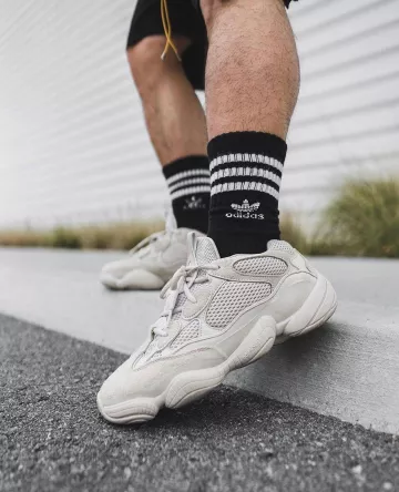 Adidas Yeezy 500 Bone White on the account Instagram of @yeezyworldwide_