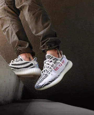 Adidas Yeezy Boost 350 V2 Zebra on the account Instagram of @yeezyworldwide_