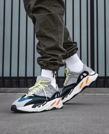 Adidas Yeezy Boost 700 Wave Runner Solid Grey on the account Instagram of @yeezyworldwide_
