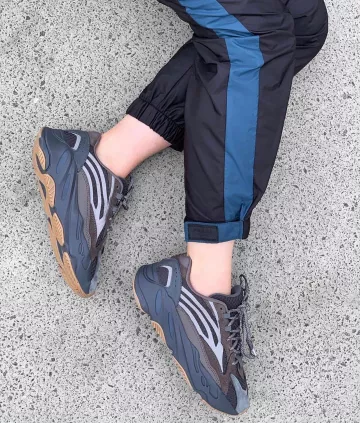 Adidas Yeezy Boost 700 V2 Geode account on the Instagram of @yeezyworldwide_