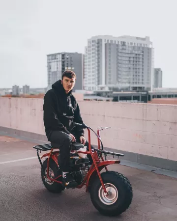 The pair of Nike Air Presto Off-White Black worn by Harrison Nevel on his account Instagram @harrisonnevel