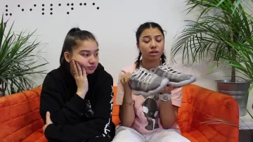 La paire de baskets Nike Jordan Baskets Air Jordan 11 Retro Low dans la vidéo QUI A LES MEILLEURES SNEAKERS ? PARTIE II