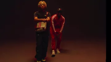 PANTALONES DE CHÁNDAL ADIDAS FIREBIRD DE ZOLA en Zola - Fuckboi (Prod By Kore)