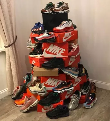 Https://stockx.com/nike-air-max-95-atmos-animal-pack-2-2018-black-box sur le compte Instagram de @am95ent