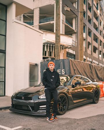 The pair of Nike Air Jordan 1 Retro High Shattered Backboard worn by Harrison Nevel on his account Instagram @harrisonnevel